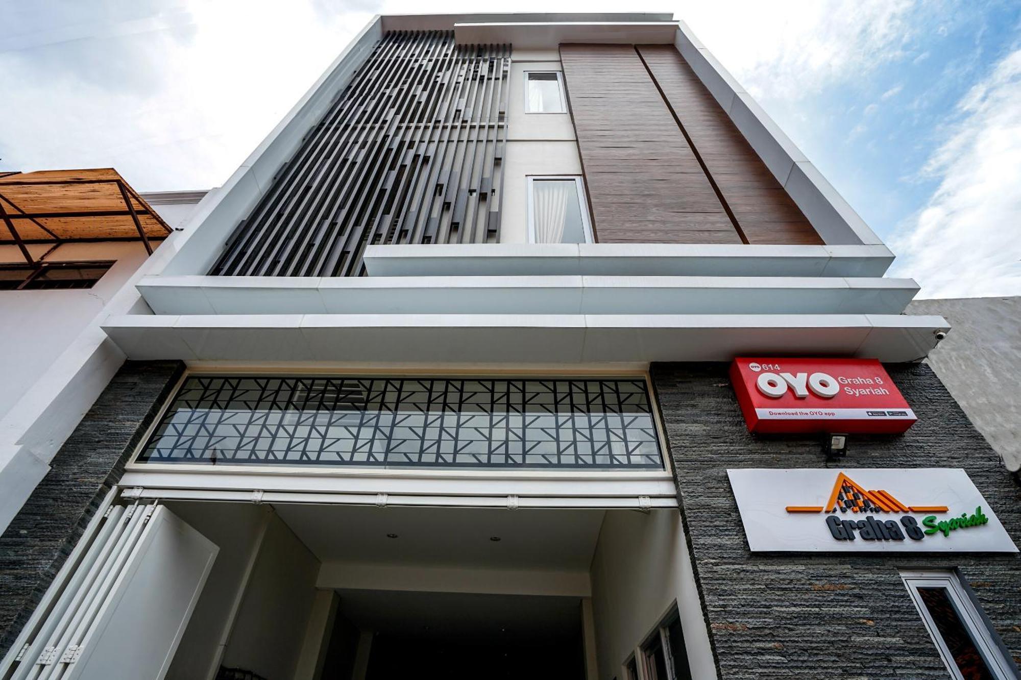 Hotel Super Oyo Capital O 614 Graha 8 Syariah à Sorabaya Extérieur photo